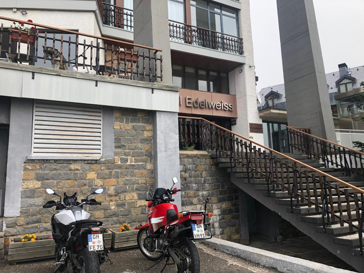 Hotel Edelweiss Candanchu Exterior photo